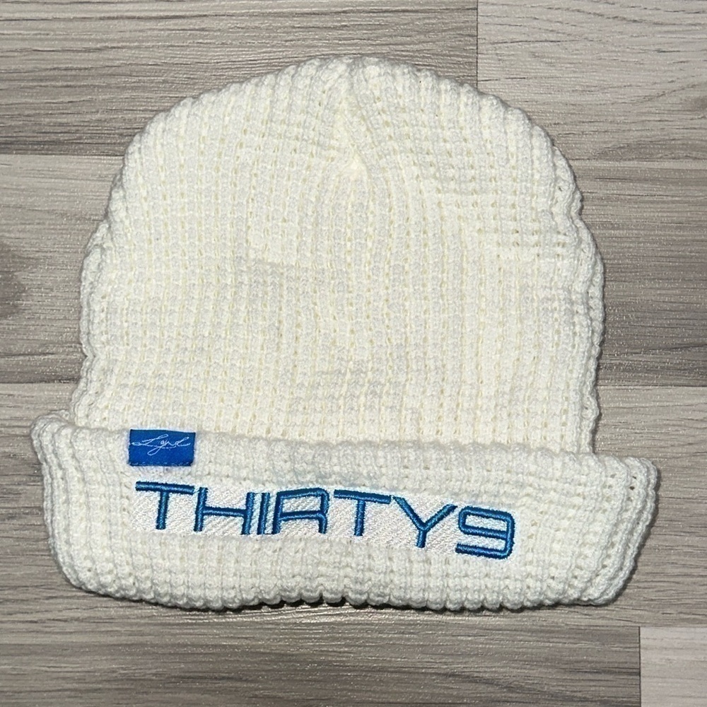THIRTY 9 Unisex White Waffle Knitted Beanie